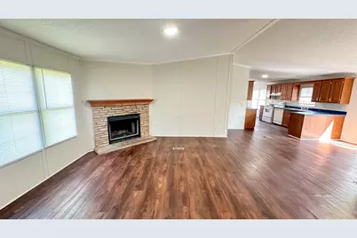 16487 Brittany Way, Conroe, TX 77306 - Photo 5