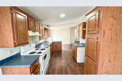 16487 Brittany Way, Conroe, TX 77306 - Photo 13