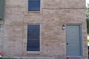 300 Rice St, Angleton, TX 77515 - Photo 1