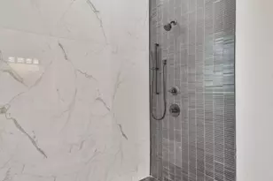 40 Trellis Ct, Conroe, TX 77304 - Photo 11