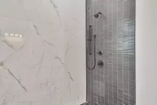 40 Trellis Ct, Conroe, TX 77304 - Photo 11