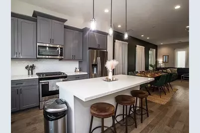 1915 Kolfahl Street #G, Houston, TX 77023 - Photo 3