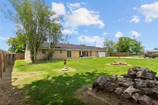 5001 Texas Ave, La Marque, TX 77568 - Photo 29