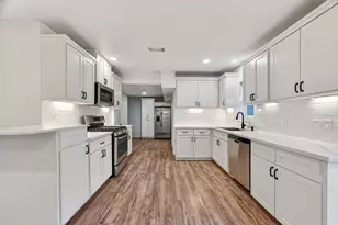 4520 Sharon St, Houston, TX 77020 - Photo 1