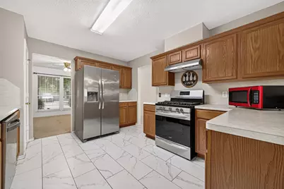10902 Primrose Acres Lane, Houston, TX 77031 - Photo 13
