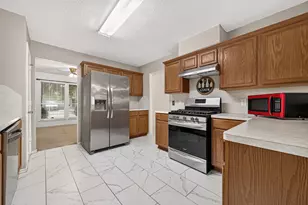 10902 Primrose Acres Ln, Houston, TX 77031 - Photo 13