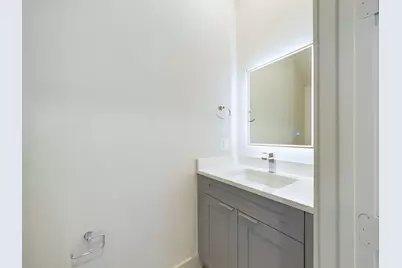 5726 Rucio Lane, Houston, TX 77092 - Photo 9