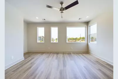 5726 Rucio Lane, Houston, TX 77092 - Photo 17