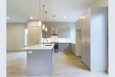 5726 Rucio Lane, Houston, TX 77092 - Photo 7