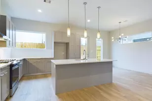 5726 Rucio Ln, Houston, TX 77092 - Photo 13
