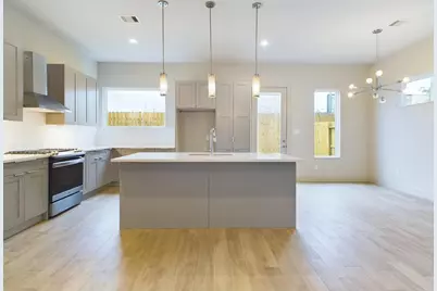 5726 Rucio Lane, Houston, TX 77092 - Photo 15