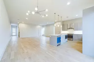 5726 Rucio Ln, Houston, TX 77092 - Photo 11
