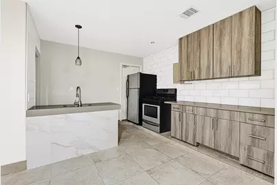 8715 Bauman Road #6, Houston, TX 77022 - Photo 21