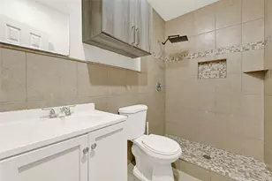 8715 Bauman Rd, Houston, TX 77022 - Photo 23