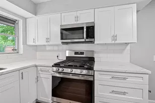 4106 Woodshire St, Houston, TX 77025 - Photo 7