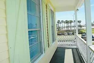 2801 Ave Q 1/2, Galveston, TX 77550 - Photo 15
