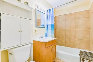 2801 Ave Q 1/2, Galveston, TX 77550 - Photo 13