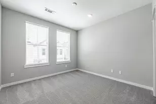 8475 Berry Brush Ln, Houston, TX 77022 - Photo 27