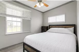 403 Fort Velasco Dr, Freeport, TX 77541 - Photo 9