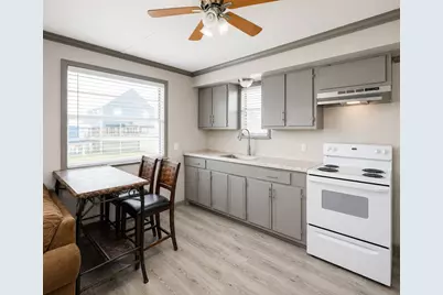 403 Fort Velasco Drive #B, Freeport, TX 77541 - Photo 5