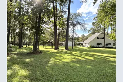 211 Garden West, Conroe, TX 77304 - Photo 7