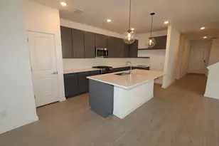 7807 Jade Crst Dr, Angleton, TX 77515 - Photo 5