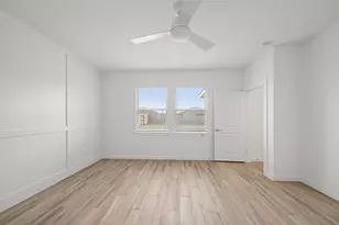 7807 Jade Crst Dr, Angleton, TX 77515 - Photo 11