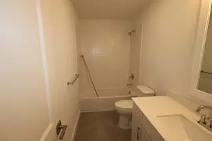 7807 Jade Crst Dr, Angleton, TX 77515 - Photo 15