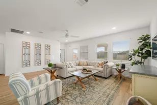 7807 Jade Crst Dr, Angleton, TX 77515 - Photo 9