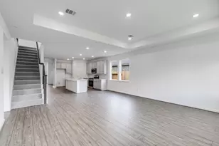 1207 Buffalo Run, Tomball, TX 77375 - Photo 3