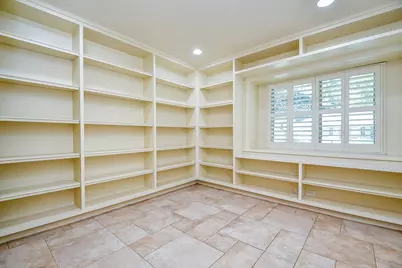 2911 Fontana Drive, Houston, TX 77043 - Photo 23