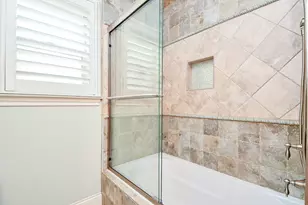 2911 Fontana Dr, Houston, TX 77043 - Photo 31