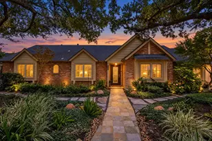 2911 Fontana Dr, Houston, TX 77043 - Photo 1