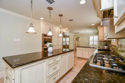 2911 Fontana Drive, Houston, TX 77043 - Photo 15