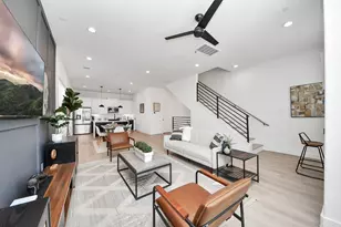 2524 Live Oak St, Houston, TX 77004 - Photo 9