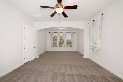 10243 S Goshawk Trail, Conroe, TX 77385 - Photo 15