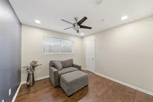 8526 Cedel Dr, Houston, TX 77055 - Photo 23
