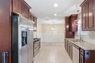 8526 Cedel Dr, Houston, TX 77055 - Photo 17