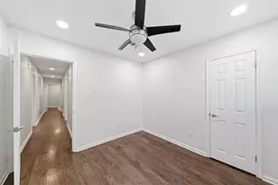 8526 Cedel Dr, Houston, TX 77055 - Photo 23