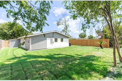 2635 Knotty Oaks Trail, Houston, TX 77045 - Photo 31