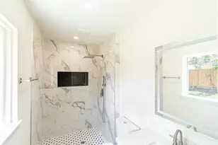 2635 Knotty Oaks Trail, Houston, TX 77045 - Photo 19