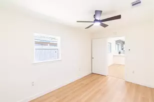 2635 Knotty Oaks Trail, Houston, TX 77045 - Photo 21