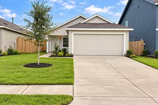 1312 Charlotte Wy, Wharton, TX 77488 - Photo 1