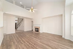 2638 Long Leaf Dr, Sugar Land, TX 77478 - Photo 7