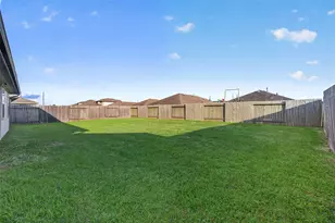 930 Bright Lotus Ln, Rosharon, TX 77583 - Photo 33