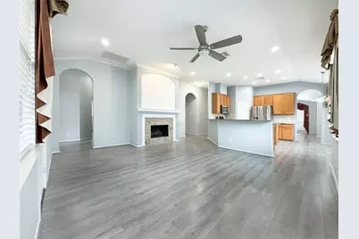 2910 Lemmingham Drive, Spring, TX 77388 - Photo 9