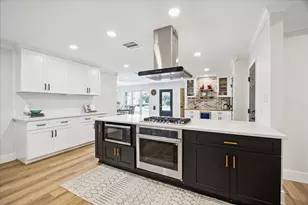 1834 Millwood Dr, Houston, TX 77008 - Photo 11