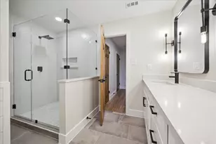 1834 Millwood Dr, Houston, TX 77008 - Photo 23