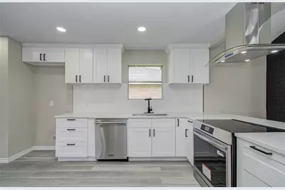 9734 Oakmont Drive, La Porte, TX 77571 - Photo 23