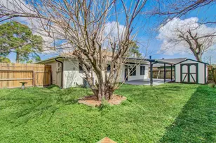 9734 Oakmont Dr, La Porte, TX 77571 - Photo 37